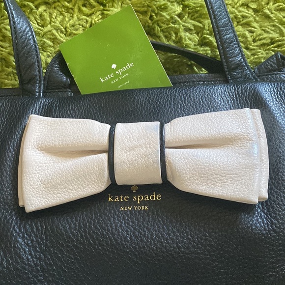 - Kate Spade tote purse - Picture 7 of 7
